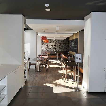 Royal Pacific Hotel Sydney Bagian luar foto